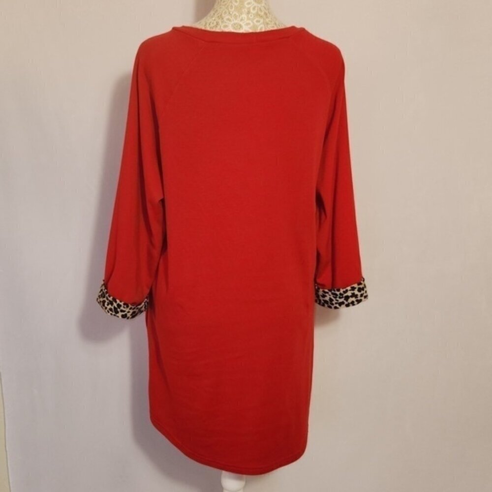 Sunshine & Rodeos Women SZ L Red 3/4 Sleeve Leopard Print Cuff Relaxed Fit Tunic - Picture 10 of 14